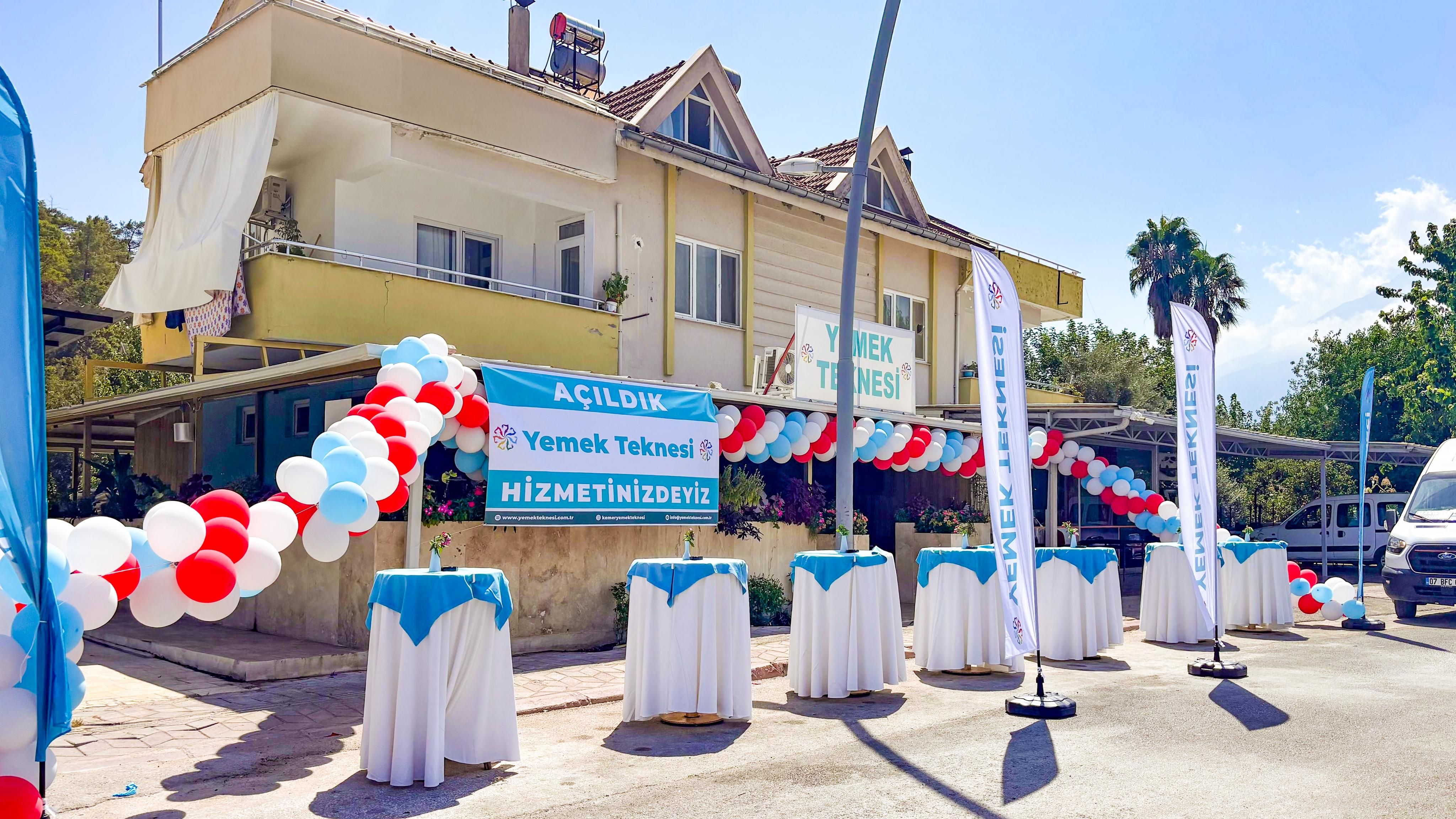 Kemer’de Dayanışmanın Yeni Adresi: Yemek Teknesi